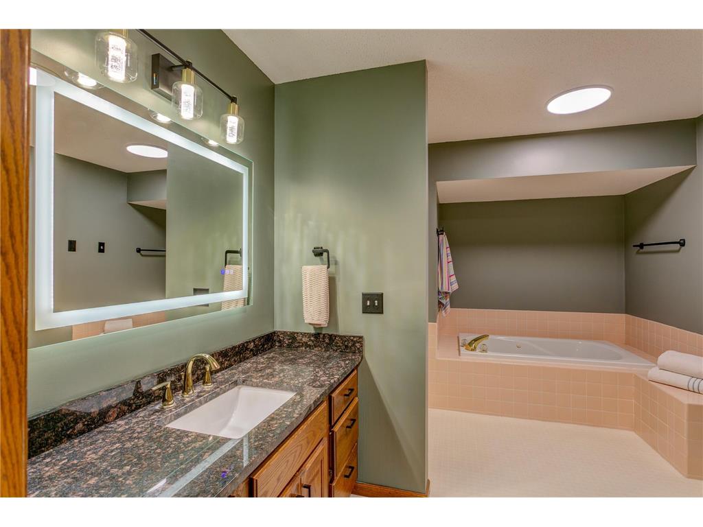 7488 Newbury Road Woodbury MN 55125 7074954 image21
