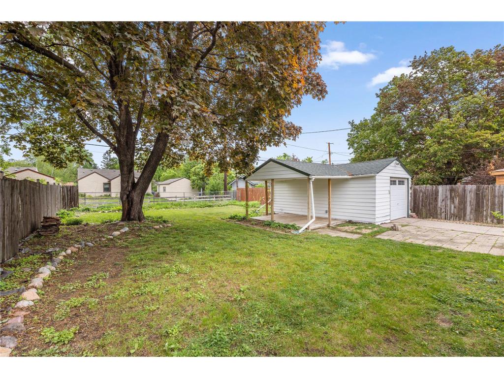 749 Cottage Avenue W Saint Paul MN 55117 7008756 image32