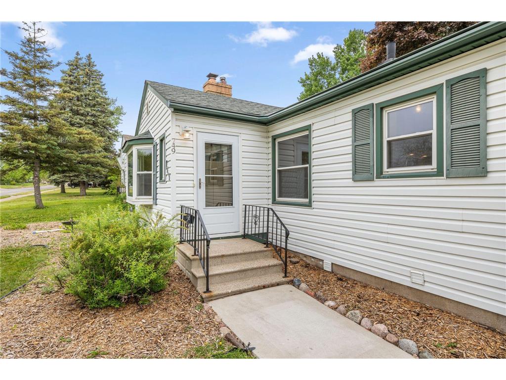 749 Cottage Avenue W Saint Paul MN 55117 7008756 image4