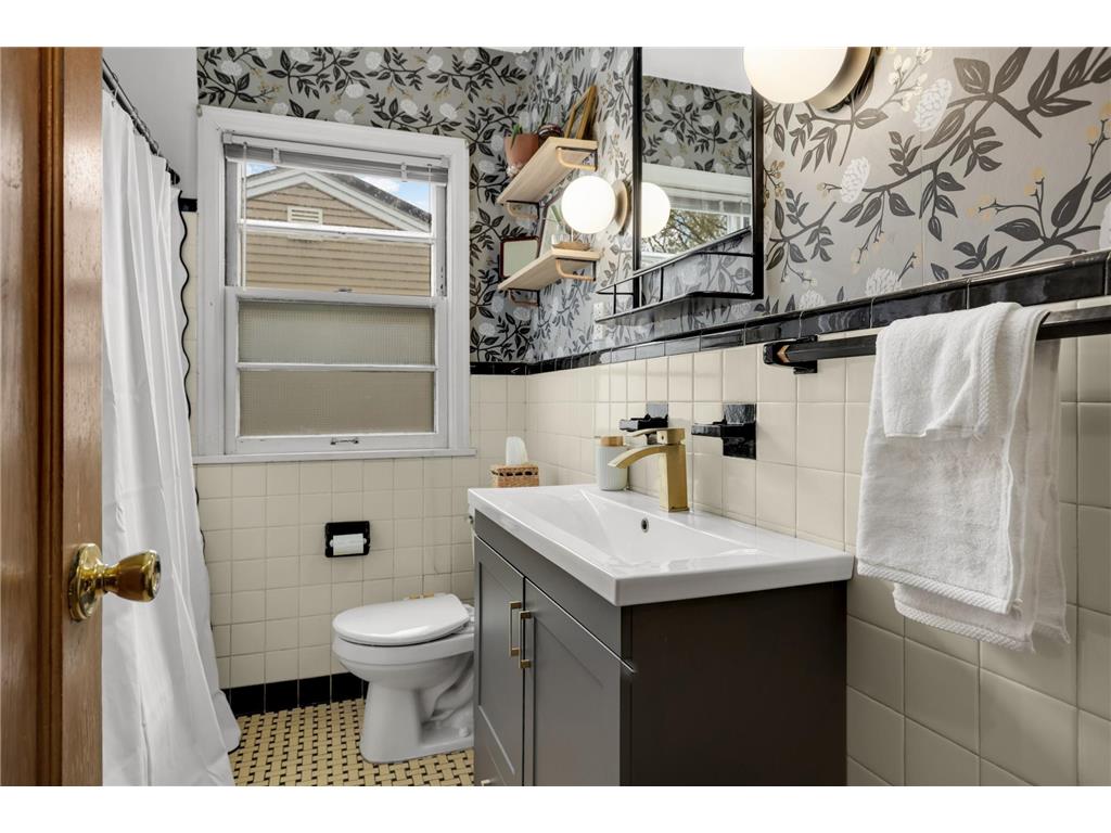 749 Parkview Avenue Saint Paul MN 55117 7039076 image19