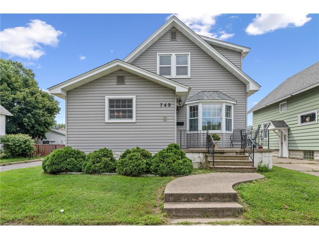 749 W 4th Street Winona MN 55987 6776983 image25