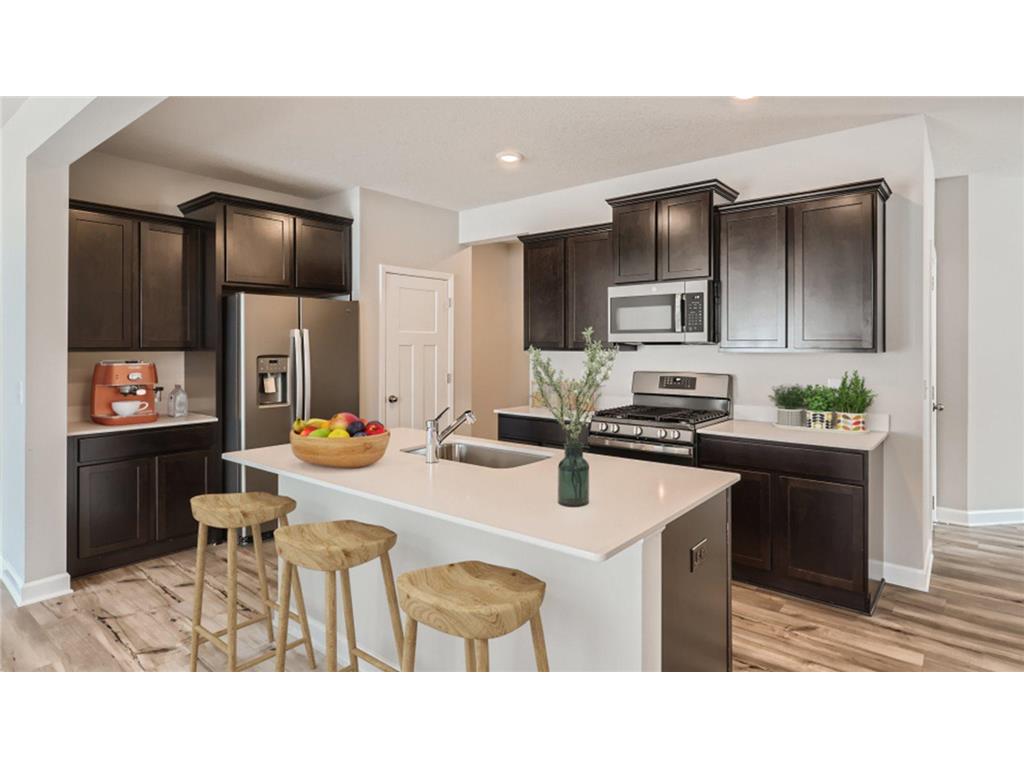 7491 Upper 38th N Oakdale MN 55128 6377198 image1