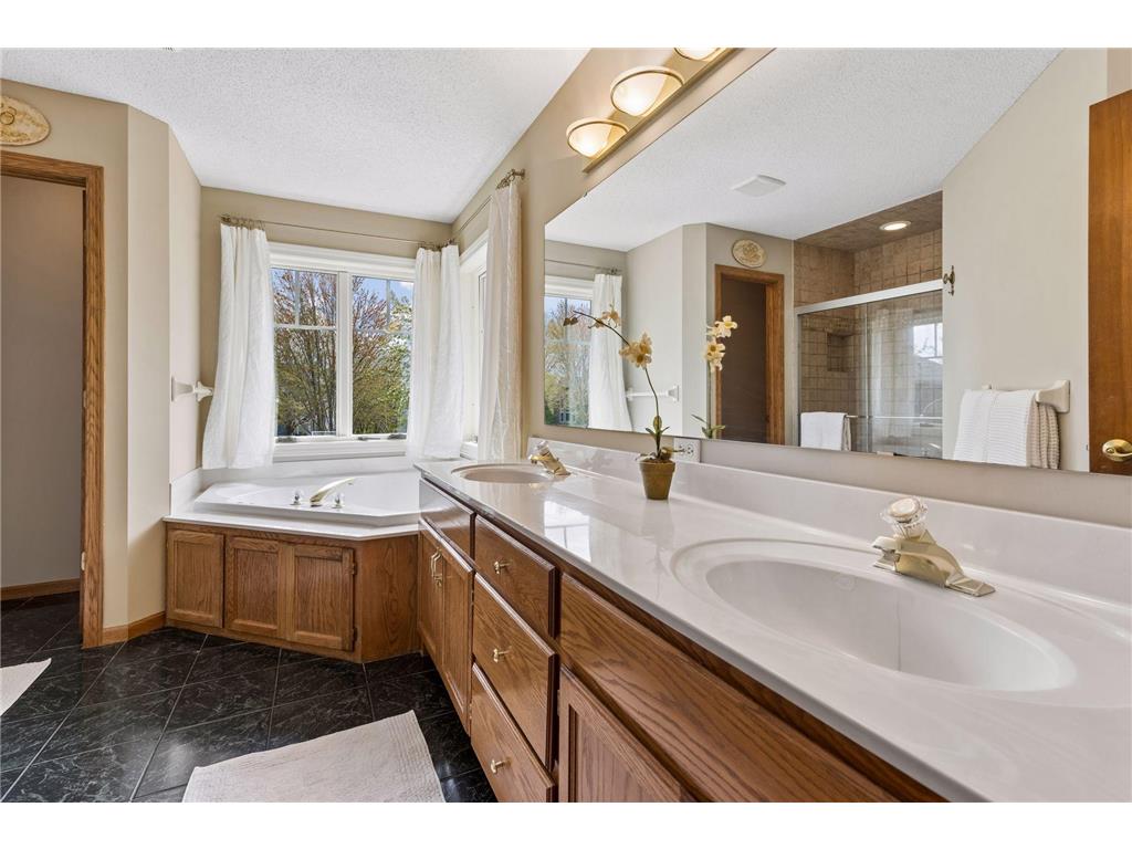 7492 Bent Bow Trail Chanhassen MN 55317 7046958 image19