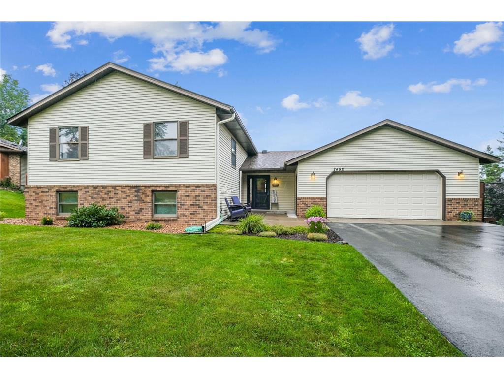 7492 Upper 24th Street N Oakdale MN 55128 6775652 image1