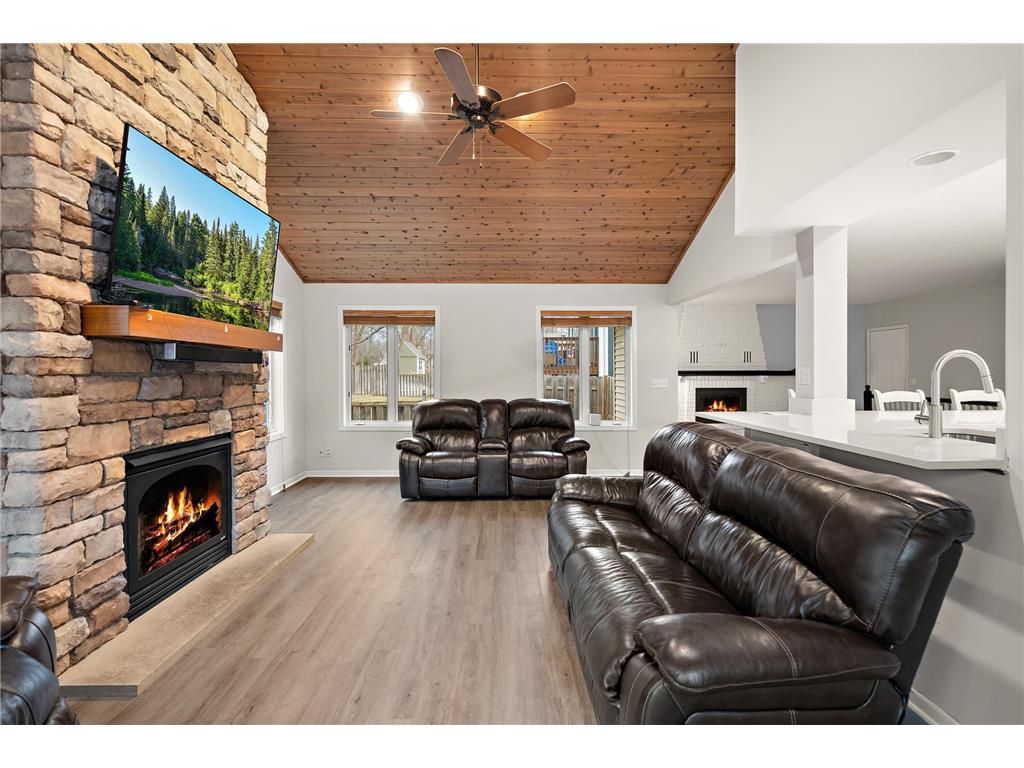 7493 Berkshire Way Maple Grove MN 55311 7003782 image11