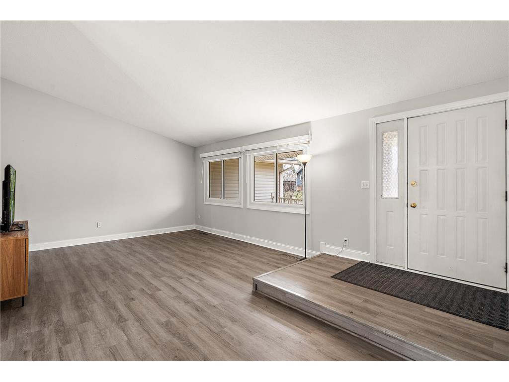 7493 Berkshire Way Maple Grove MN 55311 7003782 image13