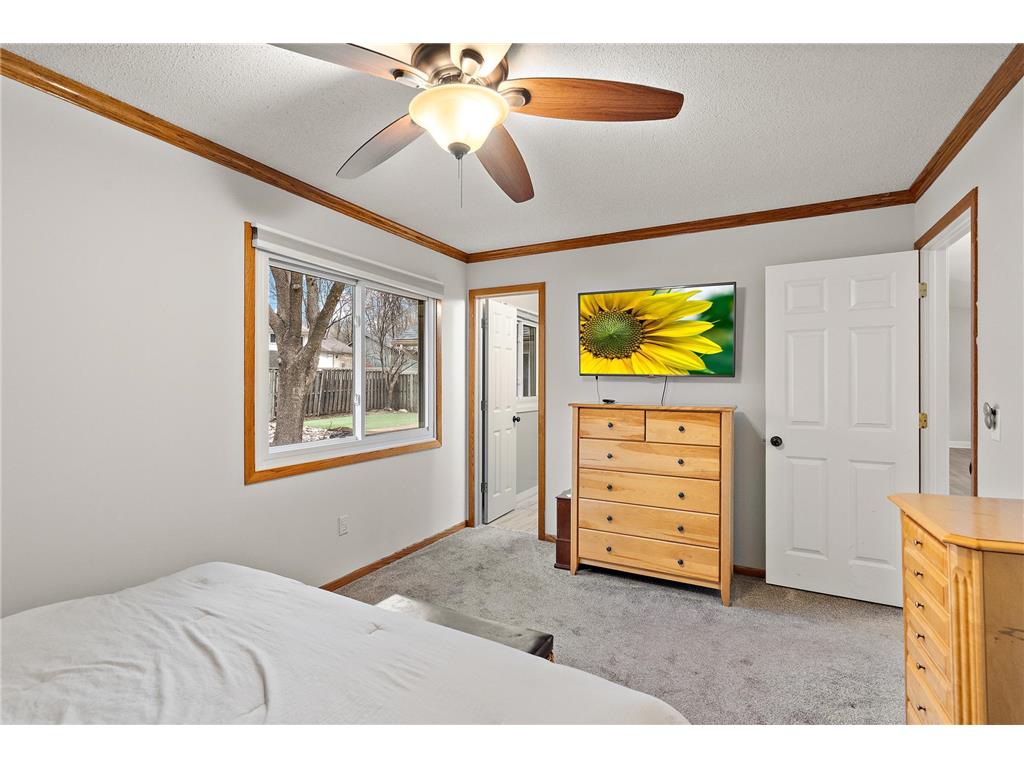 7493 Berkshire Way Maple Grove MN 55311 7003782 image18