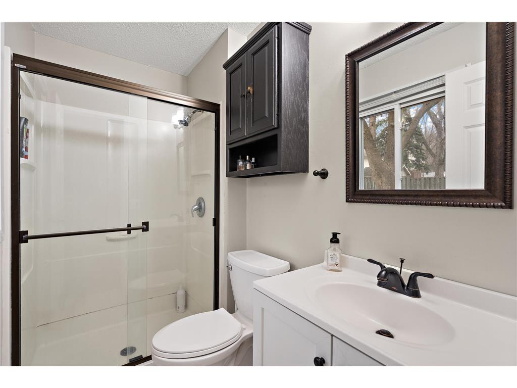 7493 Berkshire Way Maple Grove MN 55311 7003782 image19