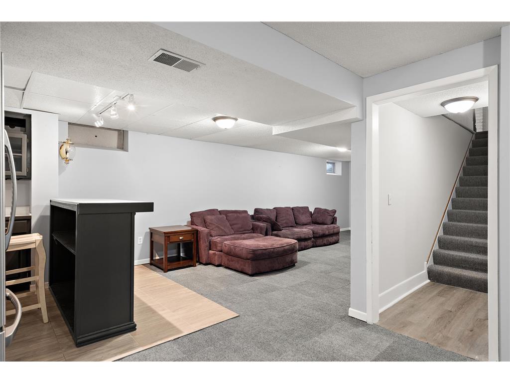 7493 Berkshire Way Maple Grove MN 55311 7003782 image24