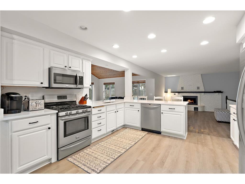 7493 Berkshire Way Maple Grove MN 55311 7003782 image3