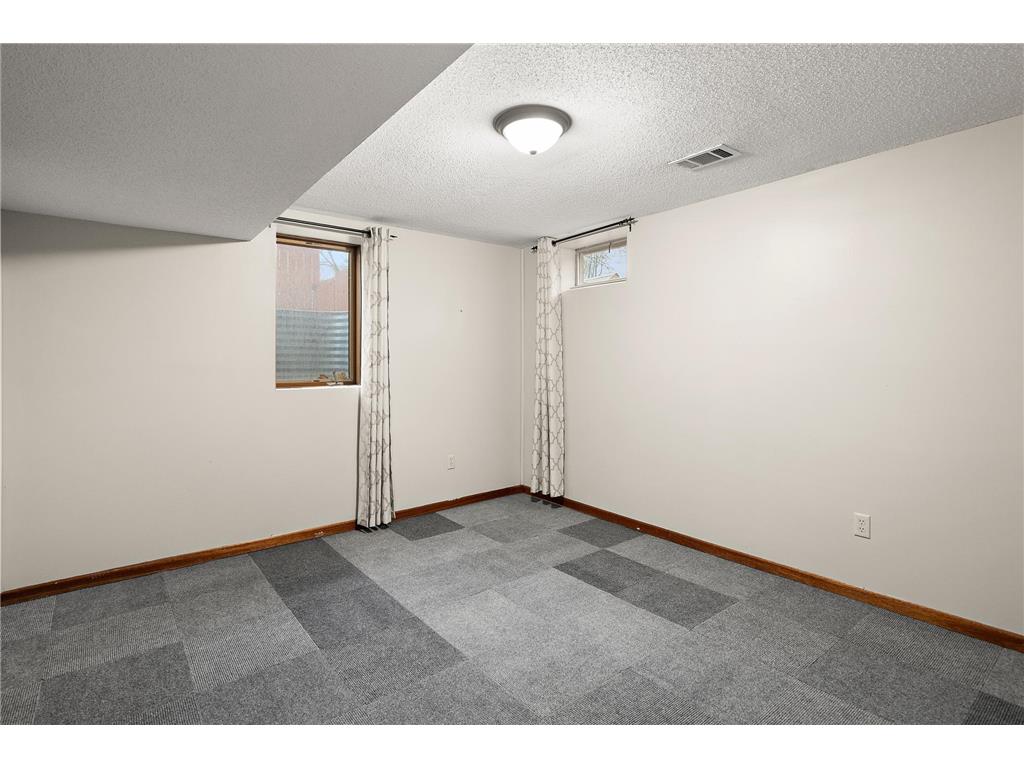 7493 Berkshire Way Maple Grove MN 55311 7003782 image32