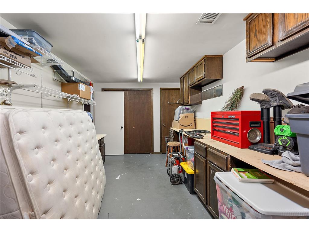 7493 Berkshire Way Maple Grove MN 55311 7003782 image36