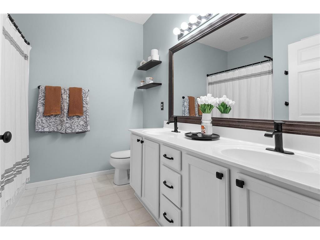 7499 Derby Lane Shakopee MN 55379 7004169 image13