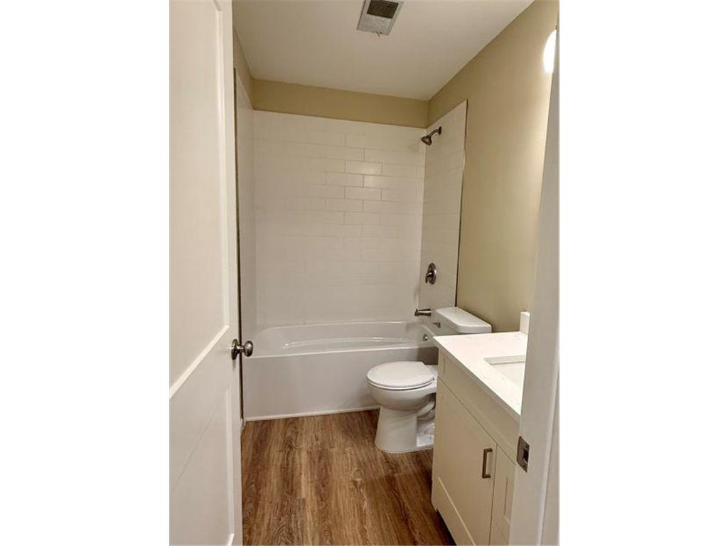 75 5th Street NW Elk River MN 55330 7080436 image11
