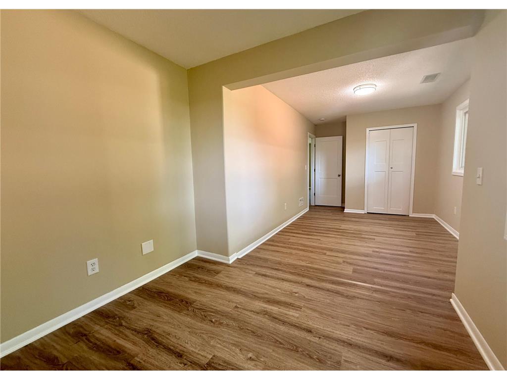 75 5th Street NW Elk River MN 55330 7080436 image19