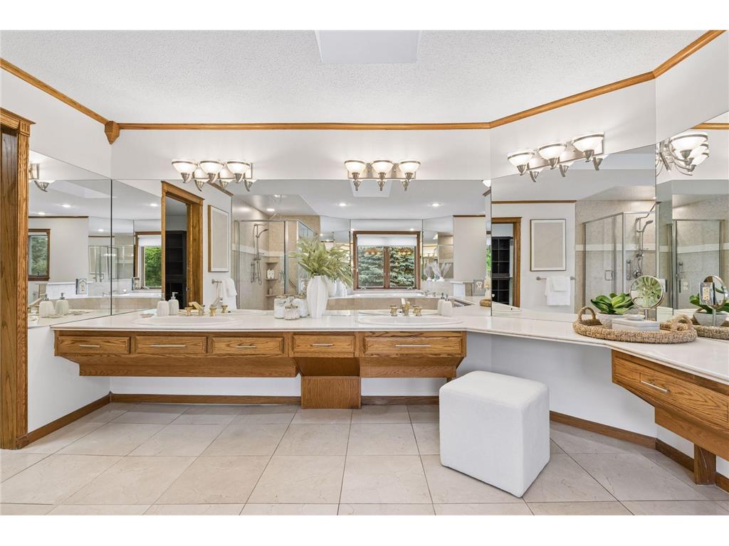 75 Apple Orchard Road Dellwood MN 55110 7089500 image82