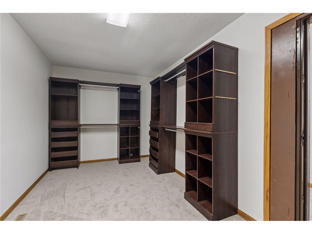 75 Apple Orchard Road Dellwood MN 55110 7089500 image86