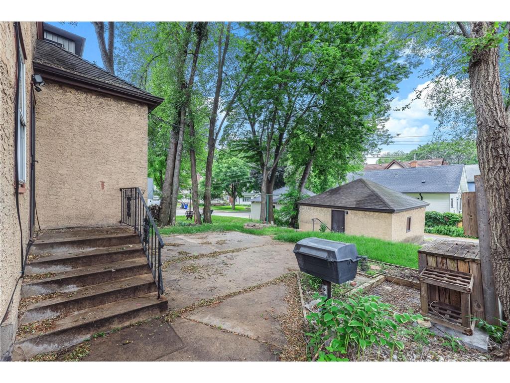 75 Cleveland Avenue S Saint Paul MN 55105 7090421 image25