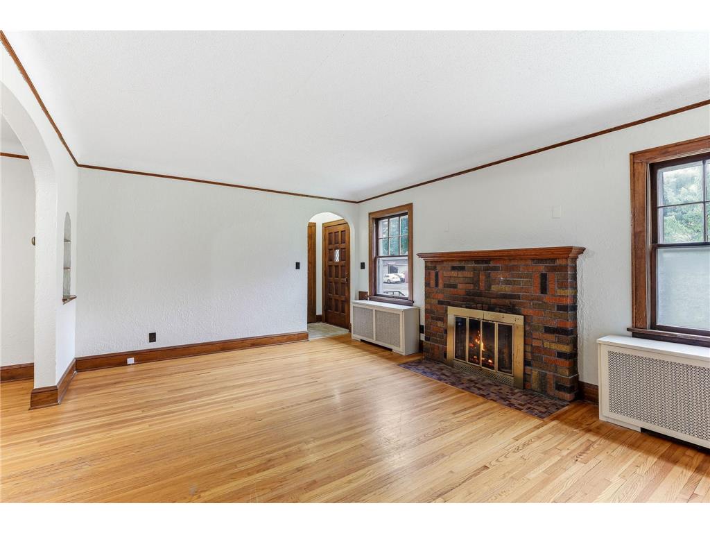 75 Cleveland Avenue S Saint Paul MN 55105 7090421 image4
