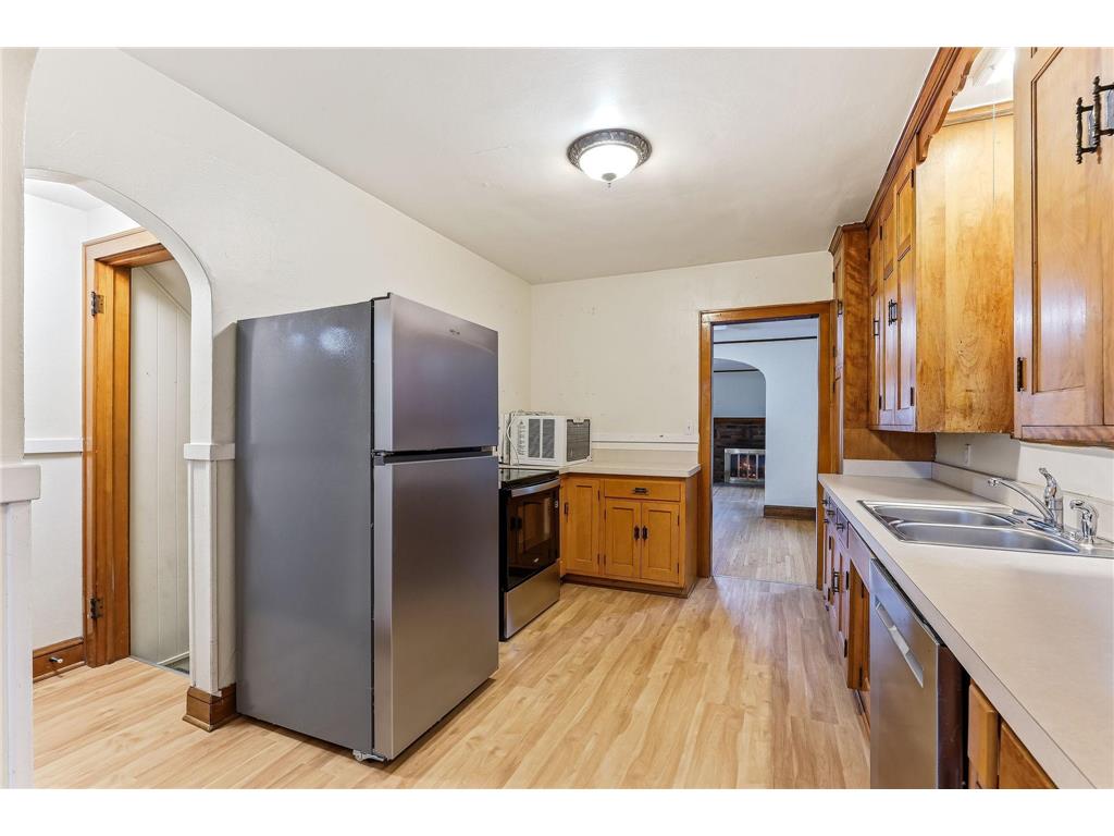 75 Cleveland Avenue S Saint Paul MN 55105 7090421 image9
