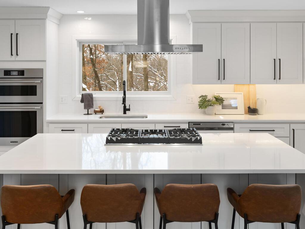 75 E Pleasant Lake Road North Oaks MN 55127 - Pleasant Lake 6825526 image10