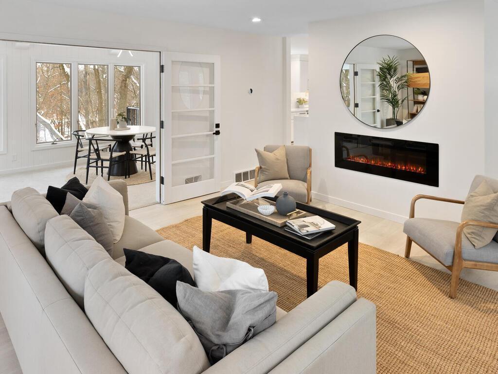 75 E Pleasant Lake Road North Oaks MN 55127 - Pleasant Lake 6825526 image18