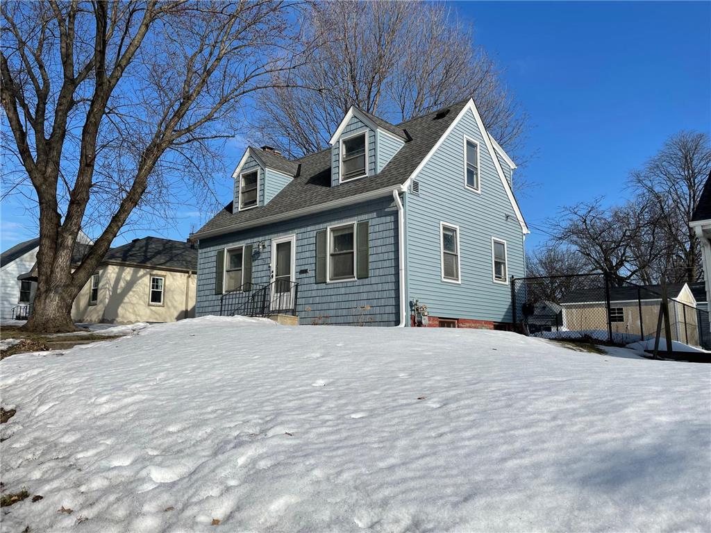 75 Geranium Avenue E Saint Paul MN 55117 6347076 image1