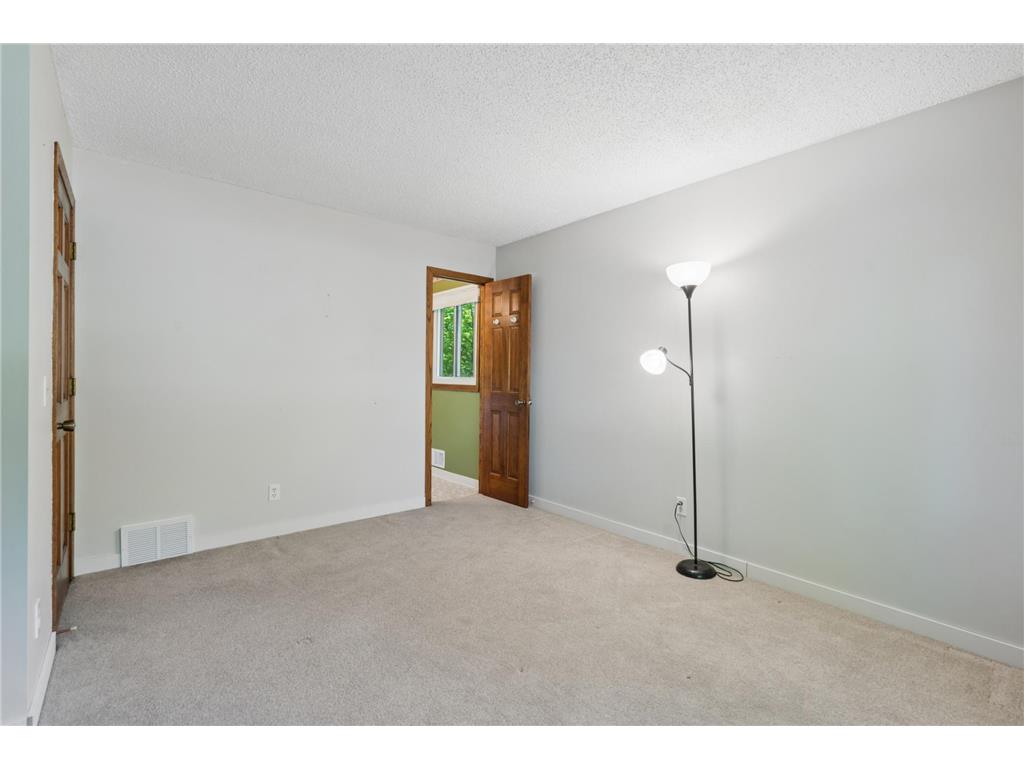 75 Pleasant Lane E Excelsior MN 55331 7080552 image13