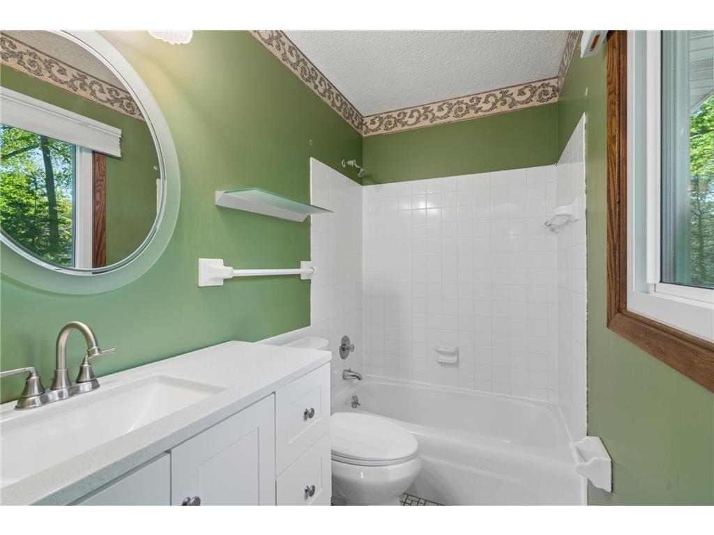 75 Pleasant Lane E Excelsior MN 55331 7080552 image15