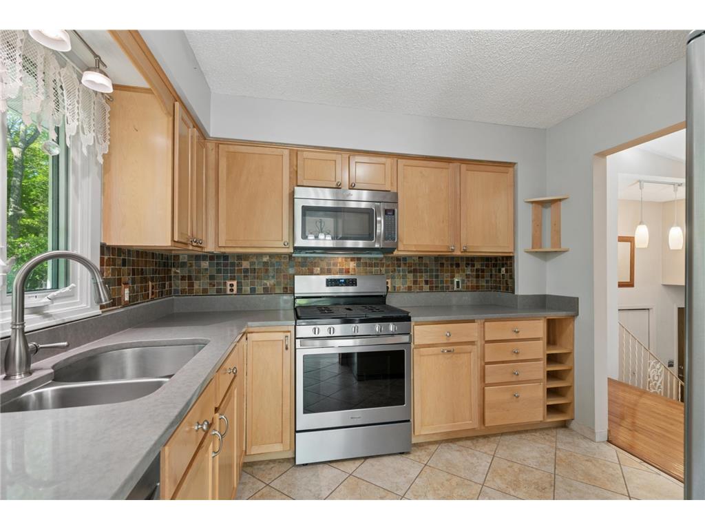 75 Pleasant Lane E Excelsior MN 55331 7080552 image9