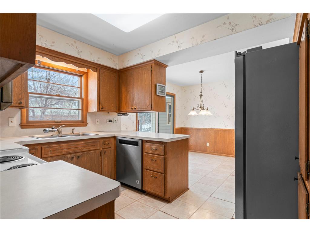 75 Rhode Island Avenue S Golden Valley MN 55426 7016496 image13