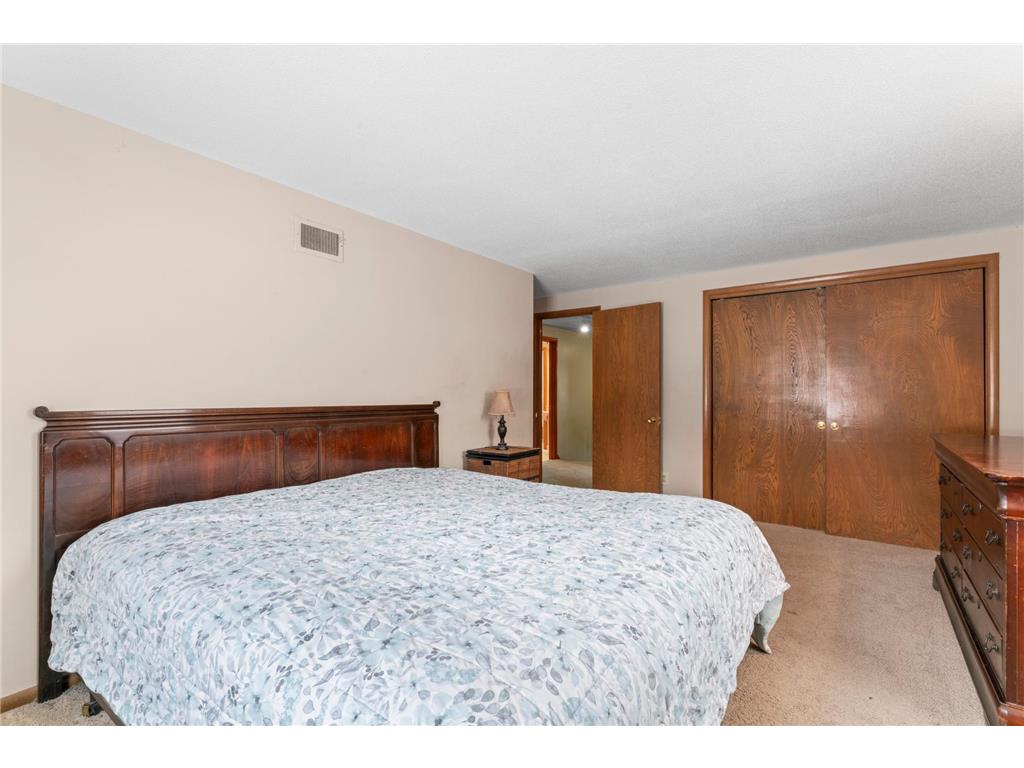 75 Rhode Island Avenue S Golden Valley MN 55426 7016496 image29