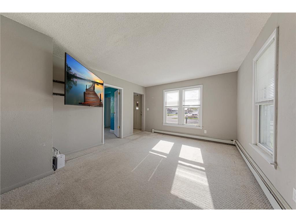 75 S Montgomery Avenue Le Center MN 56057 7070648 image4