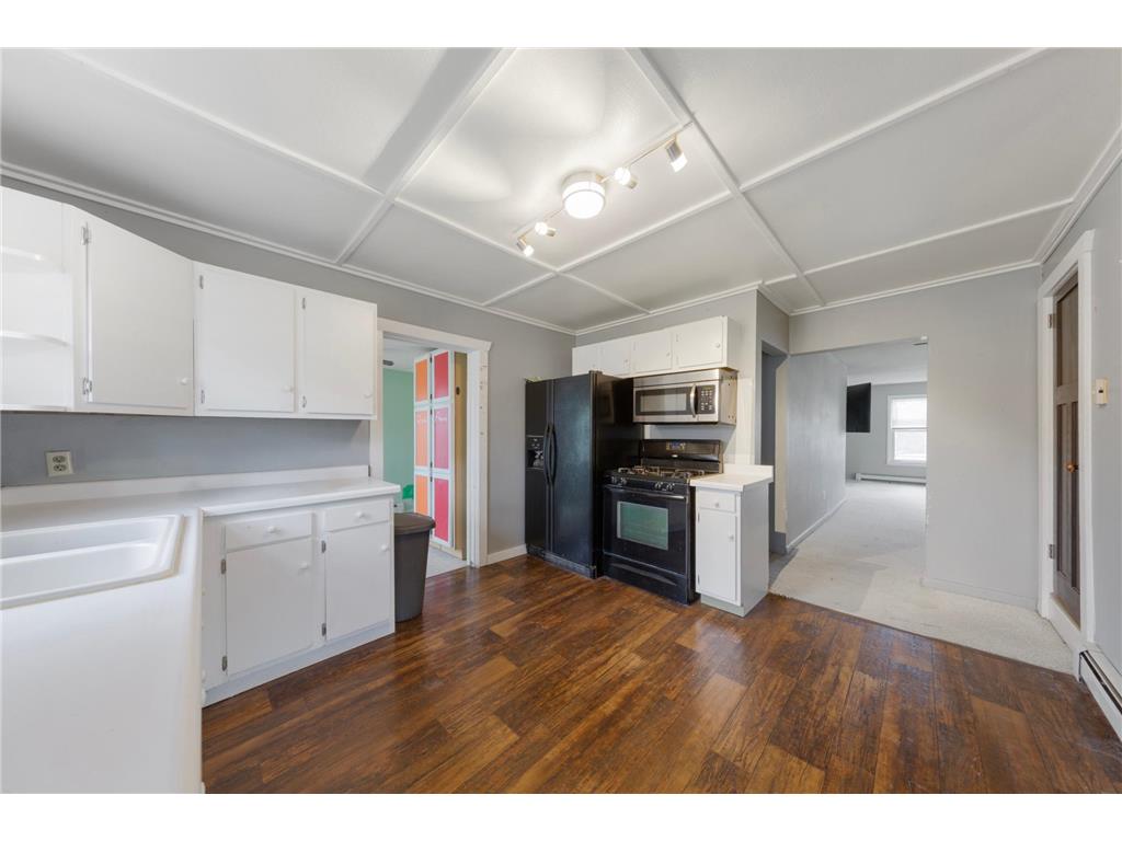 75 S Montgomery Avenue Le Center MN 56057 7070648 image7