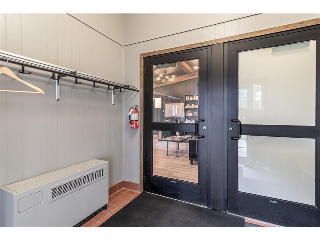 75 Teton Lane #200 Mankato MN 56001 - Dorothy 6758434 image3