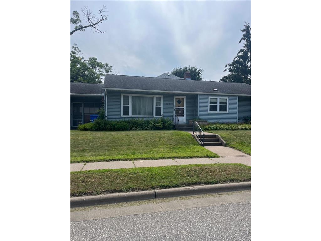 75 W Sarnia Street Winona MN 55987 6581387 image1