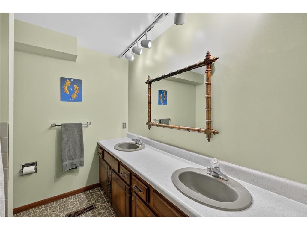 75 Wilson Street Lewiston MN 55952 6821691 image35