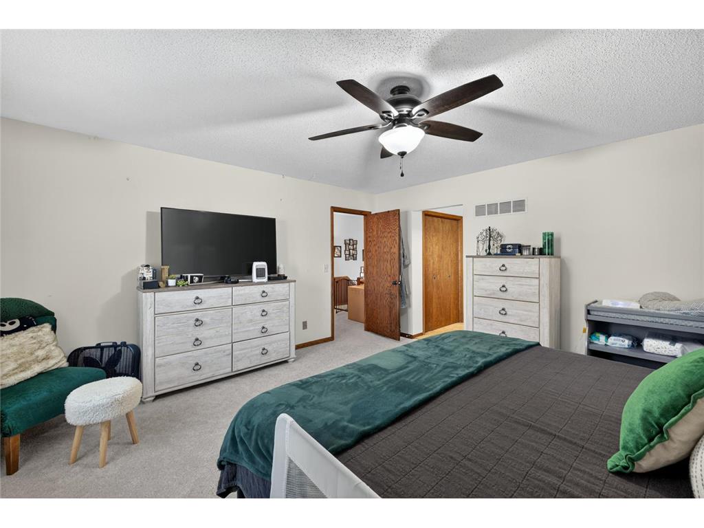 75 Wilson Street Lewiston MN 55952 6821691 image49