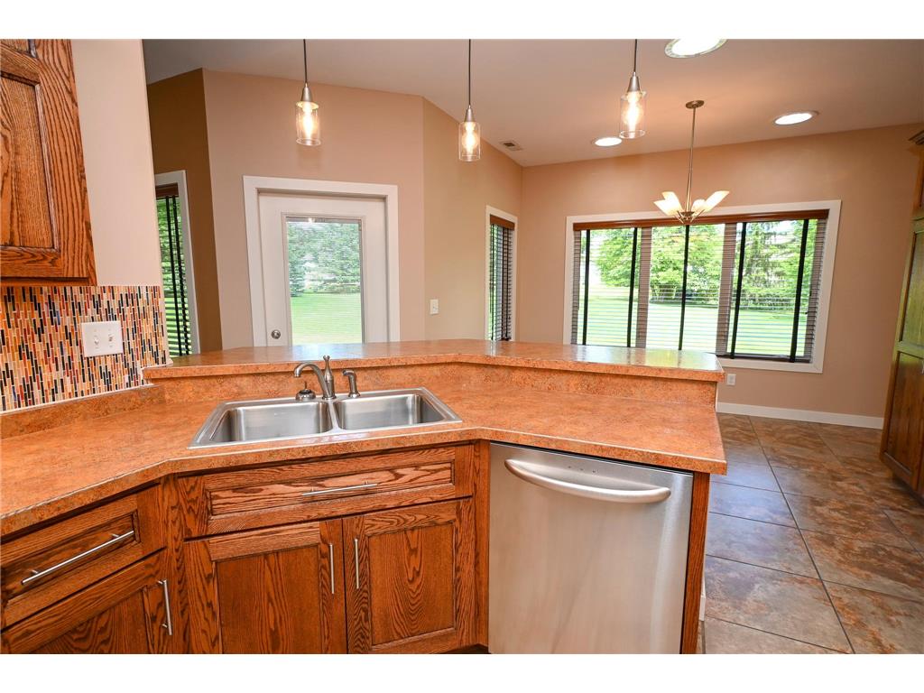 750 Lake Forest Circle Detroit Lakes MN 56501 7098262 image14