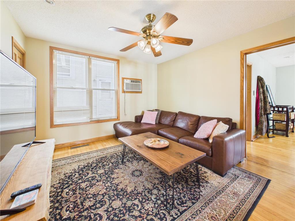 750 Robert Street S Saint Paul MN 55107 7060151 image17