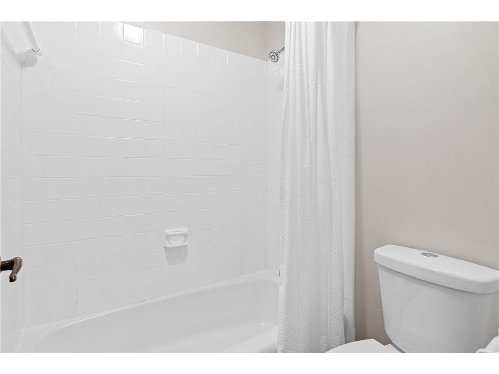 7500 Cahill Road #101C Edina MN 55439 7067343 image14