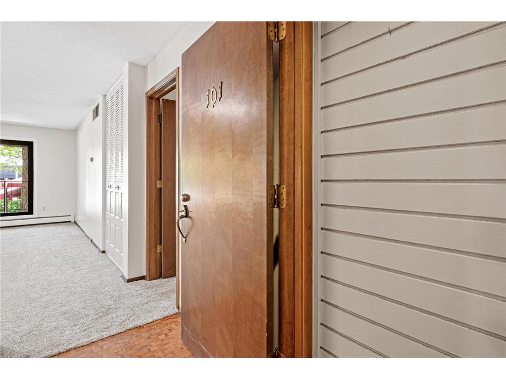 7500 Cahill Road #101C Edina MN 55439 7067343 image15