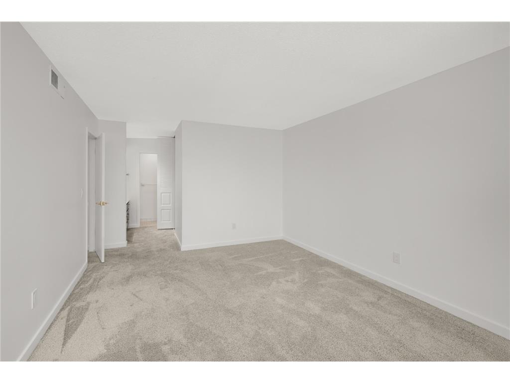 7500 Cahill Road #304C Edina MN 55439 7066418 image16