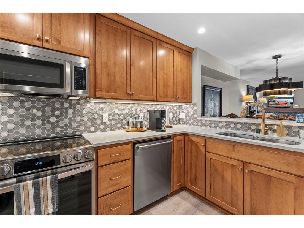 7500 Edinborough Way #3308 Edina MN 55435 - Centennial 7021362 image11