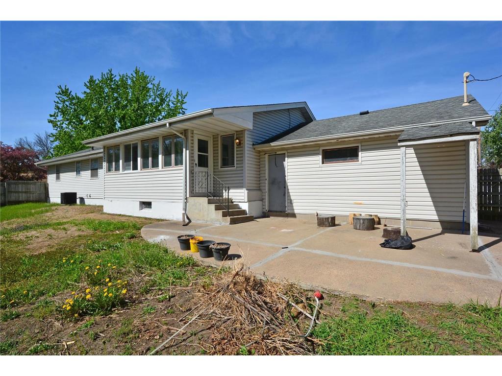 7500 Janell Avenue N Brooklyn Park MN 55428 7074575 image3