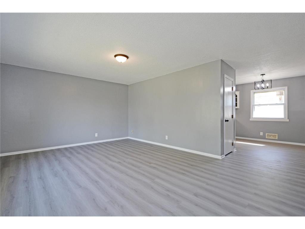 7500 Janell Avenue N Brooklyn Park MN 55428 7074575 image6