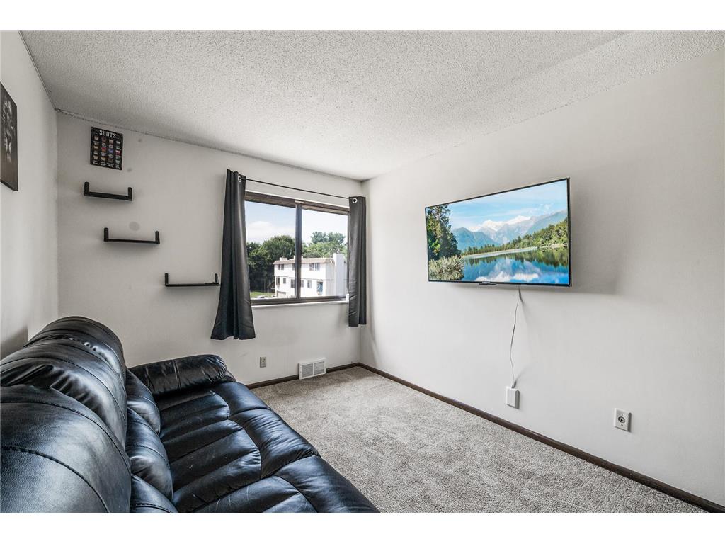 7501 62nd Court N Brooklyn Park MN 55428 7063242 image12