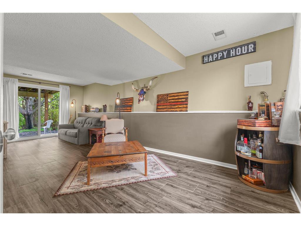 7501 82nd Avenue N Brooklyn Park MN 55445 7062449 image14