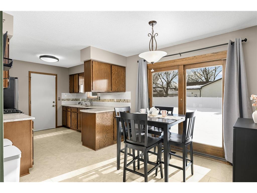 7501 W 100th Street Bloomington MN 55438 7003450 image7