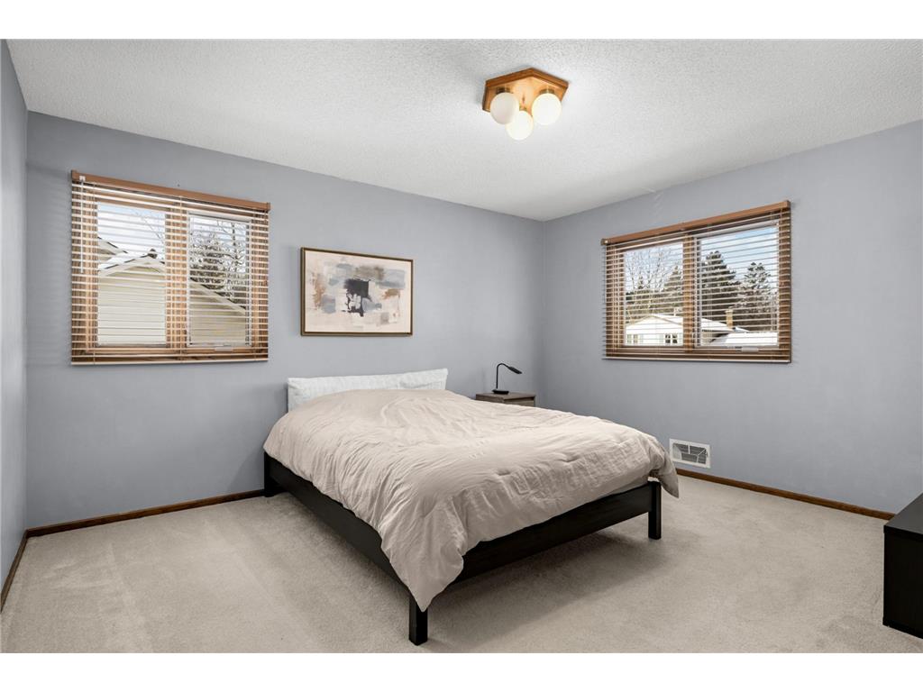 7501 W 100th Street Bloomington MN 55438 7003450 image9